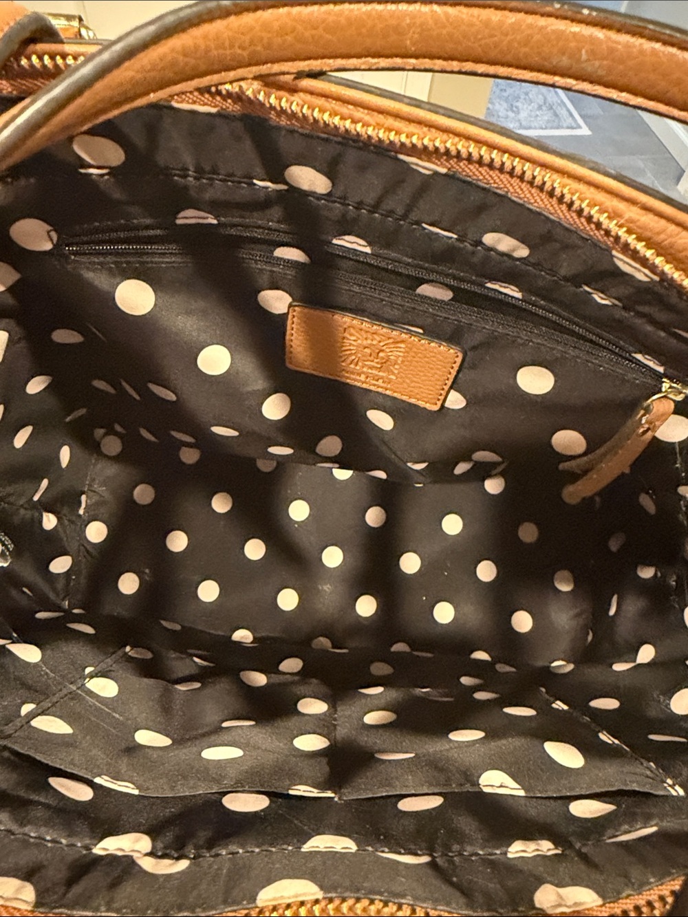 Women's Faux Leather Tote Bag in Tan - Branded Signature Emblem Anne Klein - Picture 2 of 7